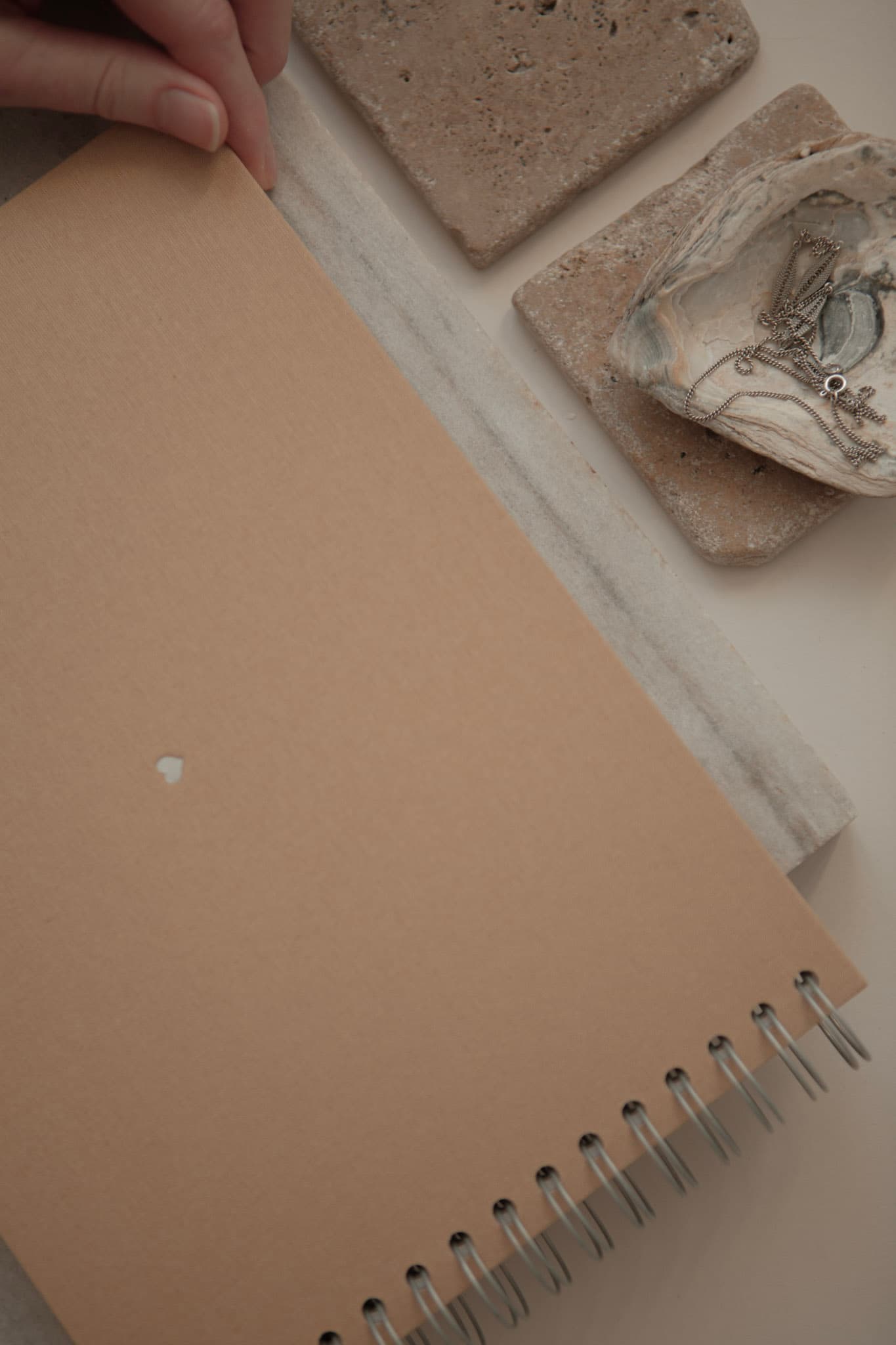 Album na spirali 28 x 20 cm plaża z symbolem SERCE