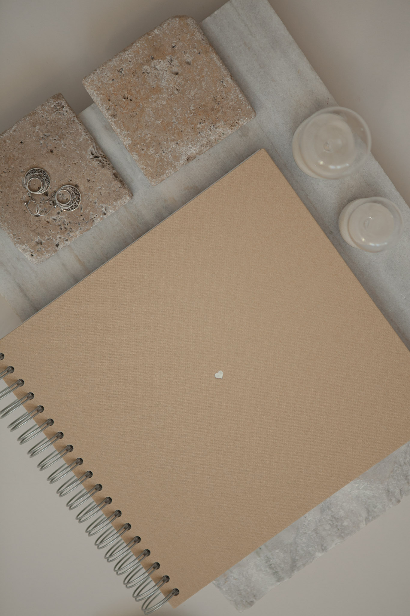 Album na spirali 26 x 25 cm plaża z symbolem SERCE