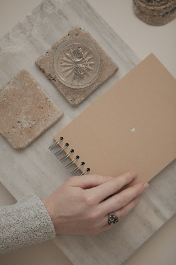 Album na spirali 20 x 15 cm plaża z symbolem SERCE