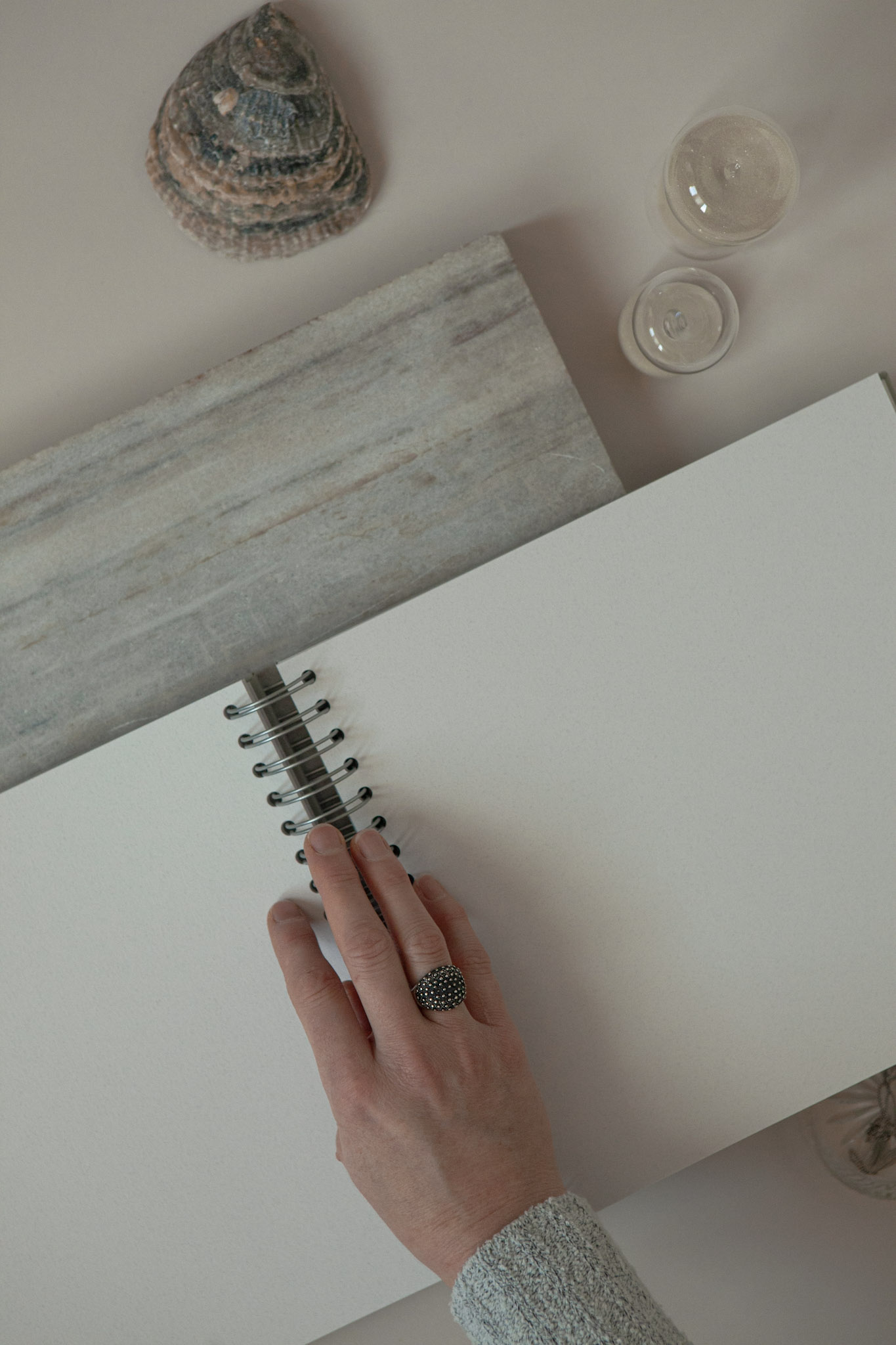 Album na spirali 26 x 25 cm góry z symbolem SERCE