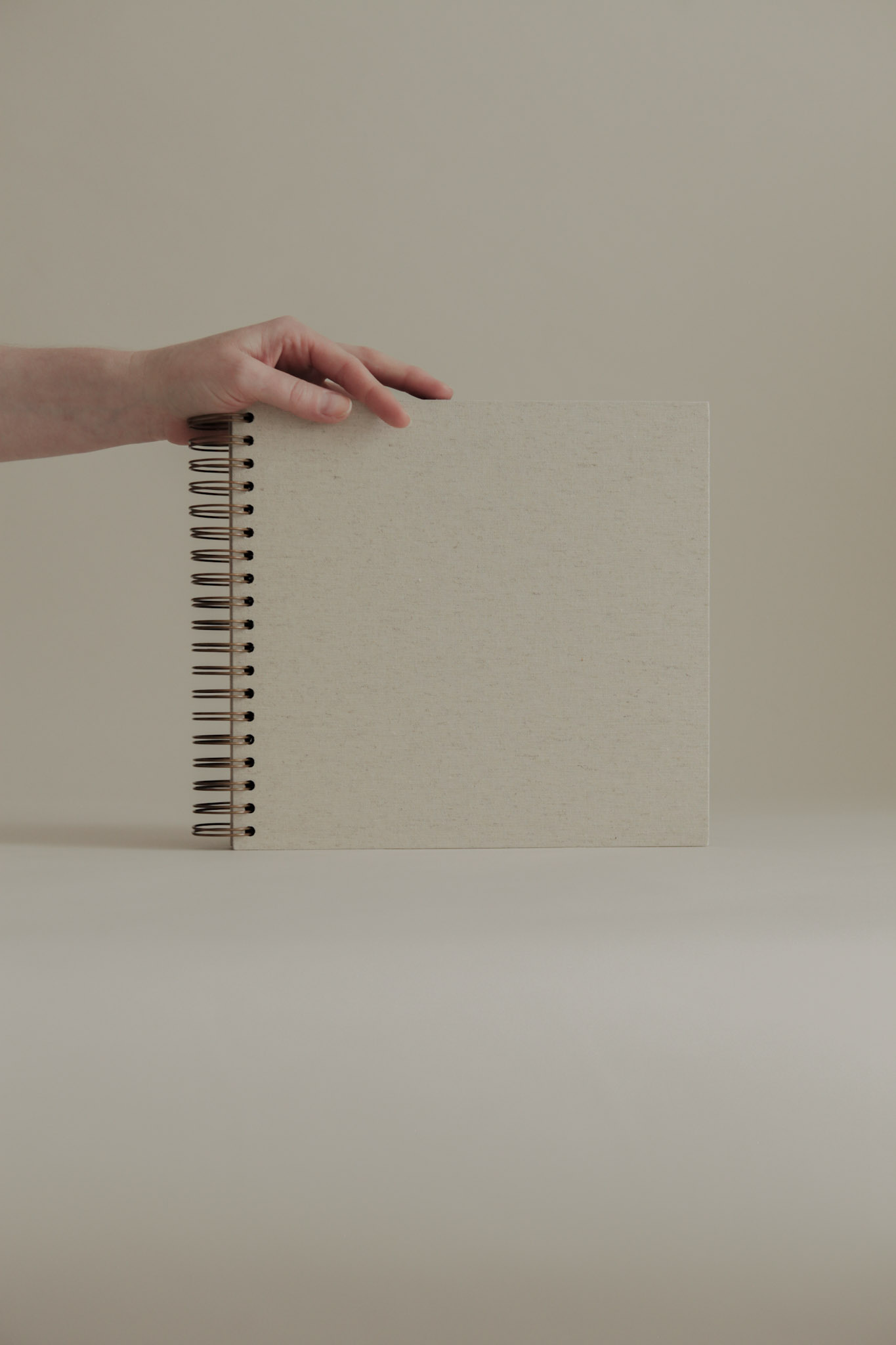 Album na spirali 26 x 25 cm len naturalny